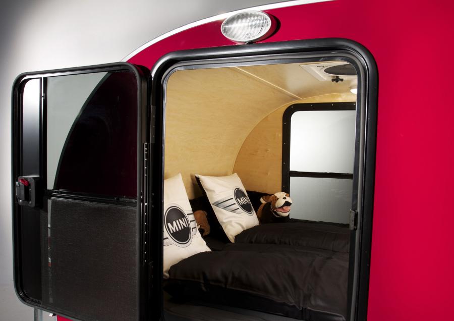  Mini Cooper Cowley Caravan 2012 года  (фото 7 из 10)